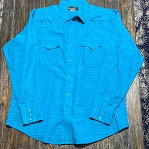 Wrangler Men's Vibrant Blue Button Down Shirt